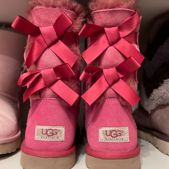 UGG Shoes - Ugg Bailey bow